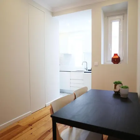 Apartment On - The Heart Of